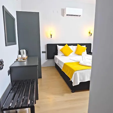 Yasemin Hotel 3*
