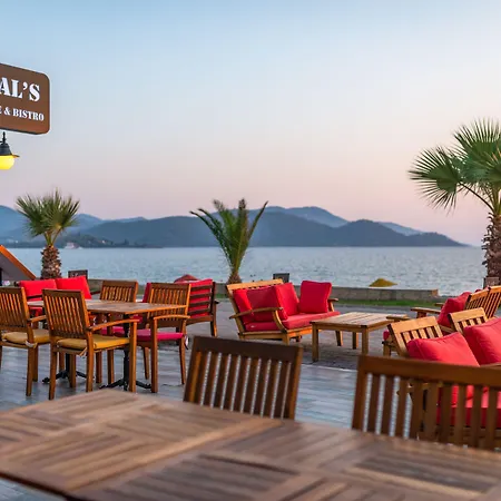 亚塞明酒店 酒店